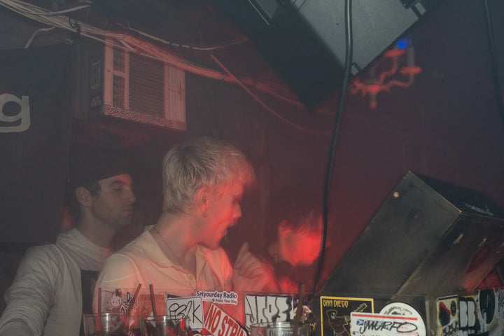 GET A ROOM 3.27
