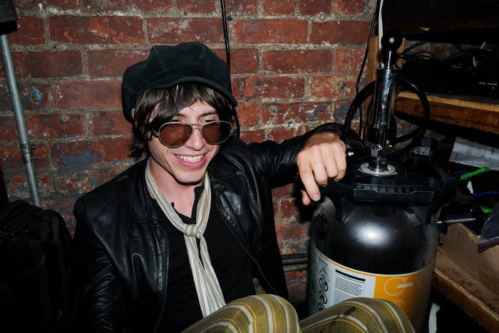 Kinky girls from big cities video premiere