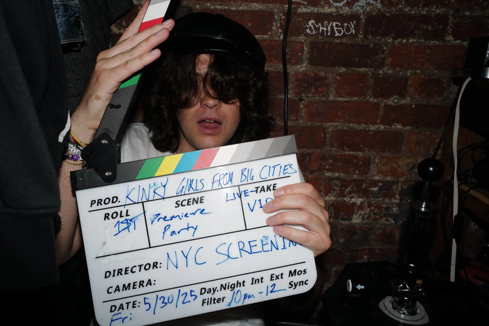 Kinky girls from big cities video premiere
