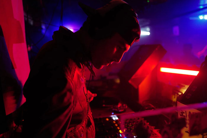 Kinky girls from big cities video premiere