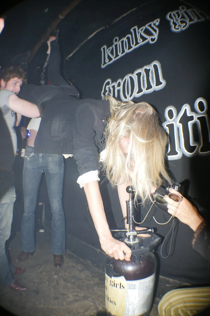 Kinky girls from big cities video premiere