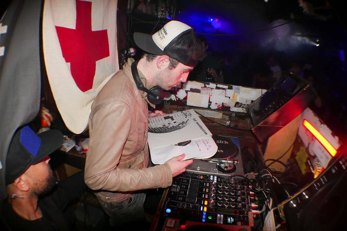 Kinky girls from big cities video premiere
