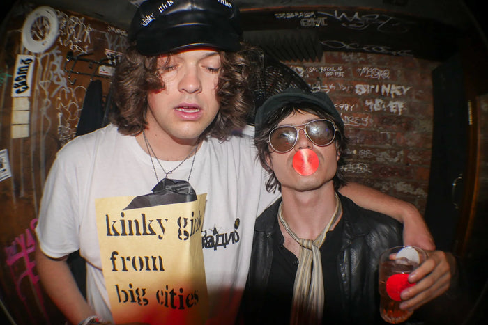 Kinky girls from big cities video premiere