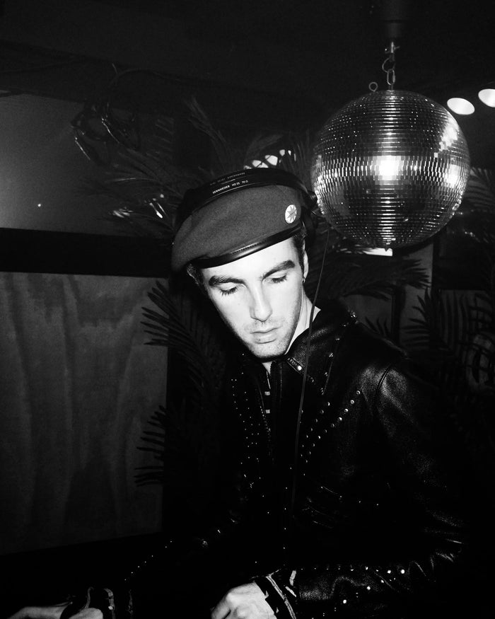 Le Cheval. a disco party.