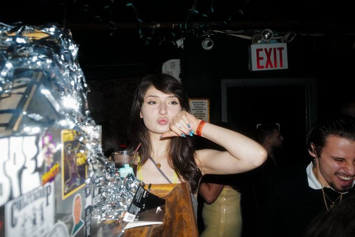Kiss and Tell. A NYE Party.