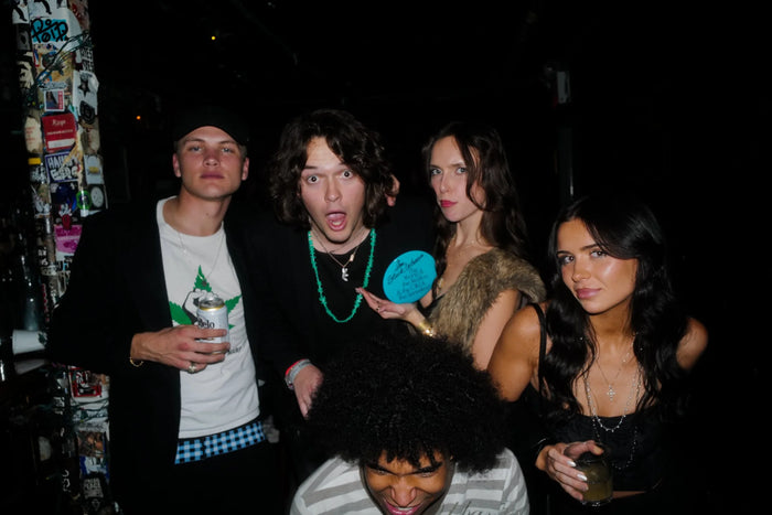 Kiss and Tell. A NYE Party.