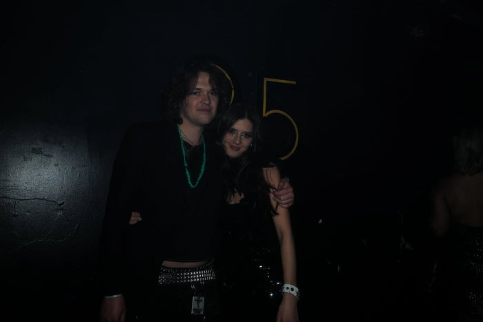 Kiss and Tell. A NYE Party.