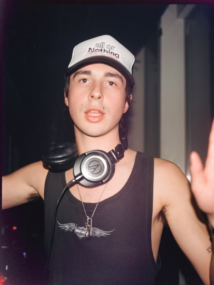 NOTHING RADIO X LE BAIN