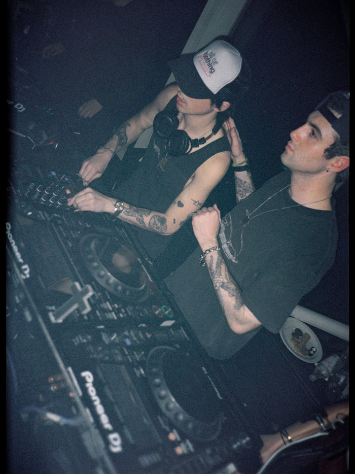NOTHING RADIO X LE BAIN
